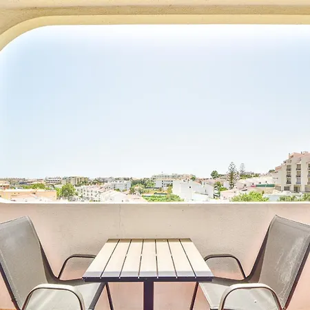 Southview Silchoro Al Apartamento