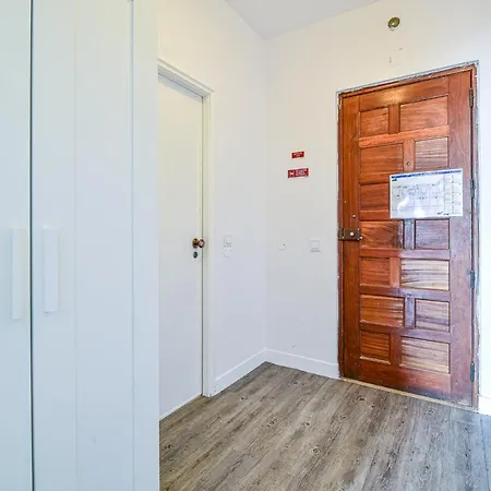 Southview Silchoro Al Apartamento